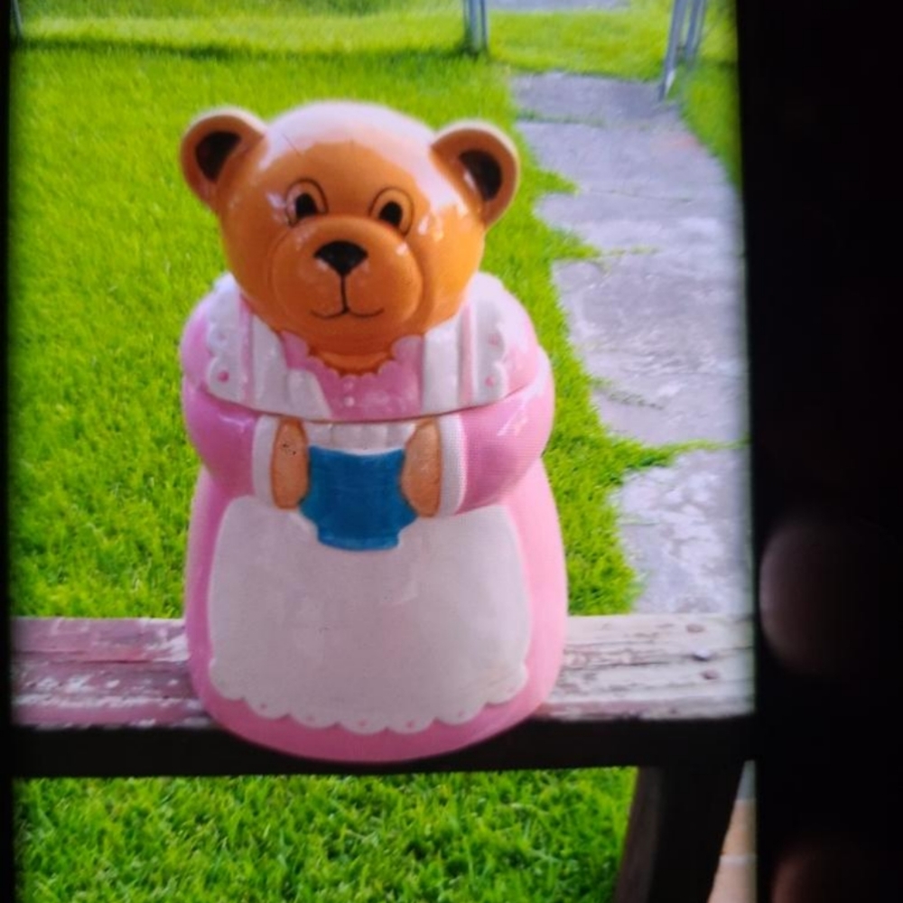 RARE!!! VINTAGE TEDDY BEAR WITH CUP, COOKIE JAR.